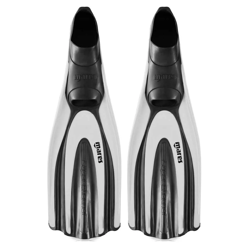 Mares Avanti Superchannel Fins 1 Mares Avanti Superchannel Fins